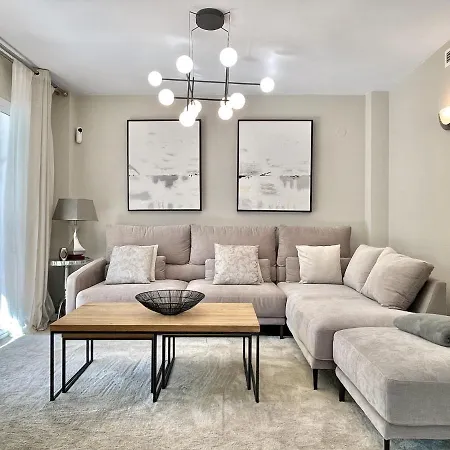 Unique Townhouse In Front Of Puerto Banus Apartman *