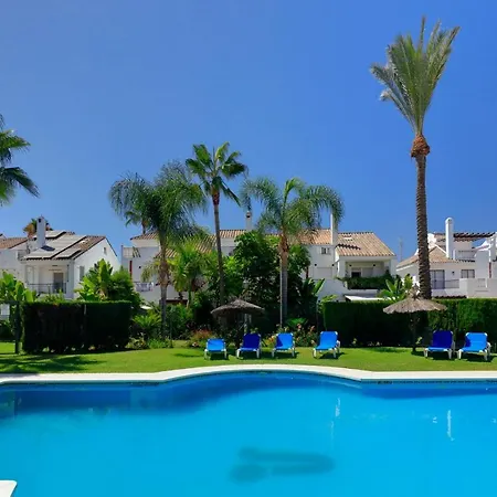 Appartamento Unique Townhouse In Front Of Puerto Banus Marbella